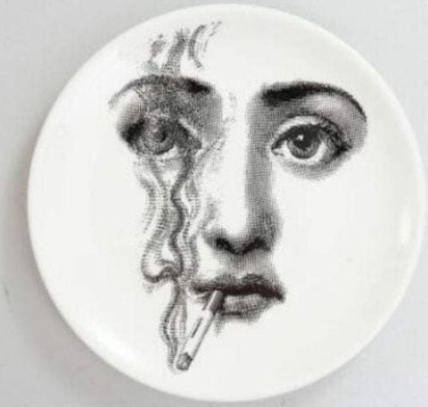 10 inch EU Wall Plate Decorative - Two Hands
