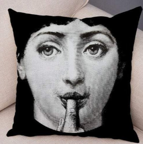 2 pc, 45x45cm Italian Design Pillow Cover -  Eyes and Lips